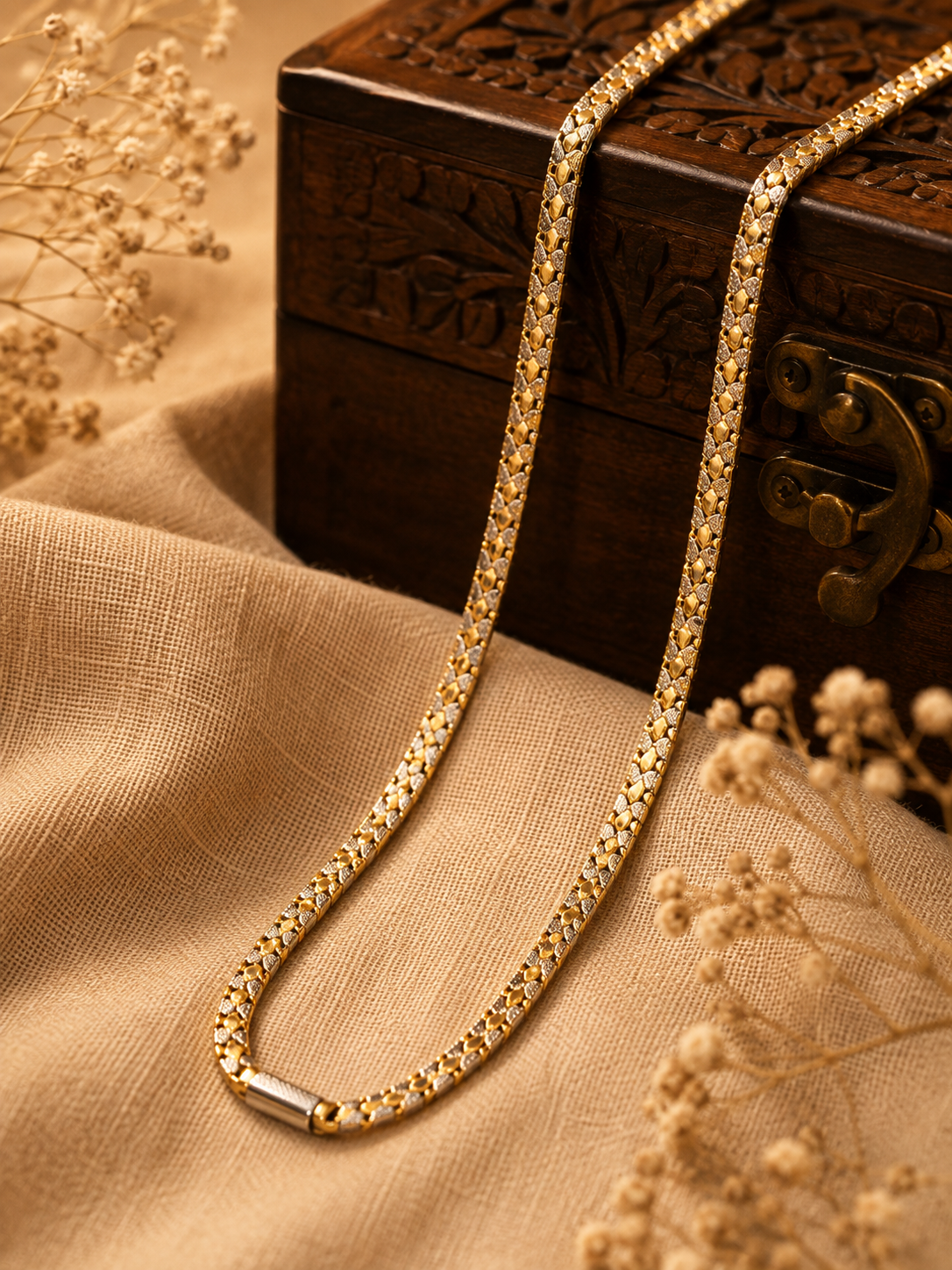 Men's Gold Finish Diamond-Cut Link Chain