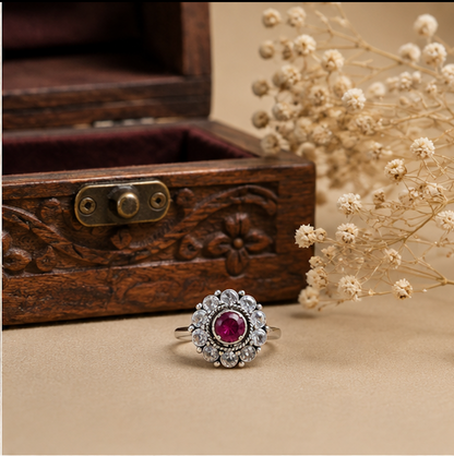 Antique Silver Ruby Floral Stone Toe Ring