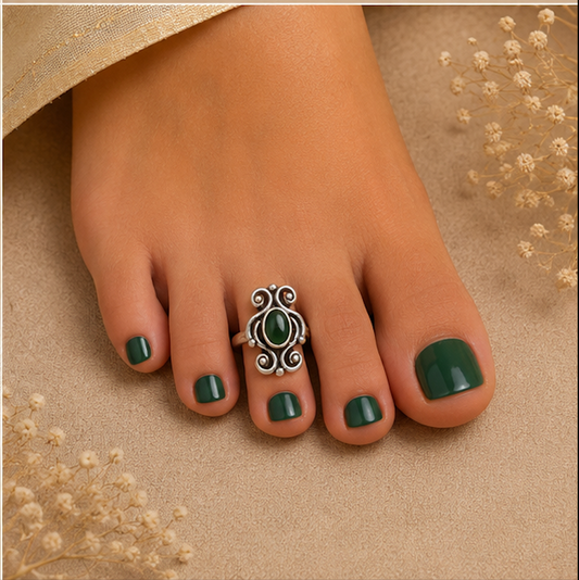 Antique Silver Green Stone Scroll Toe Ring