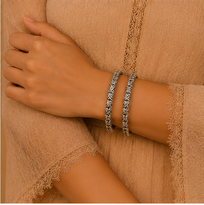 Antique Floral Motif Silver Bangle