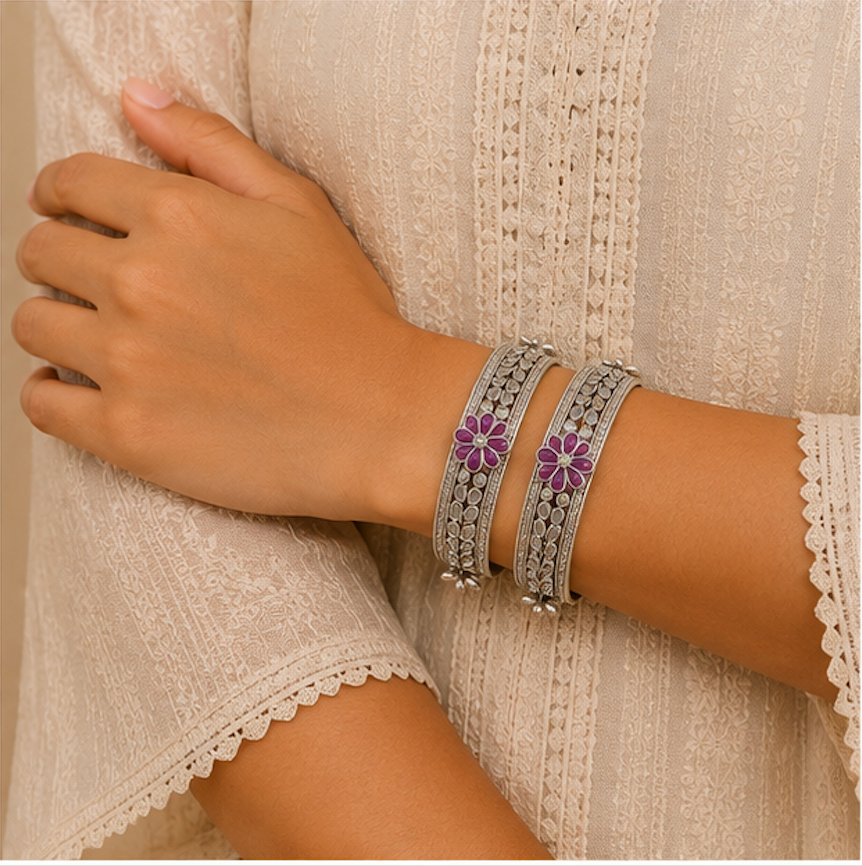 Antique Oxidized Silver Floral Stone Bangle