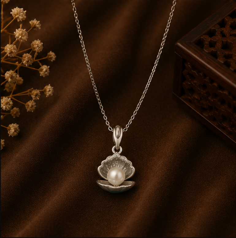 Pearl Seashell Elegance Necklace