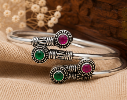Royal Oxidised Silver Leg Kadi with Green & Pink Stones
