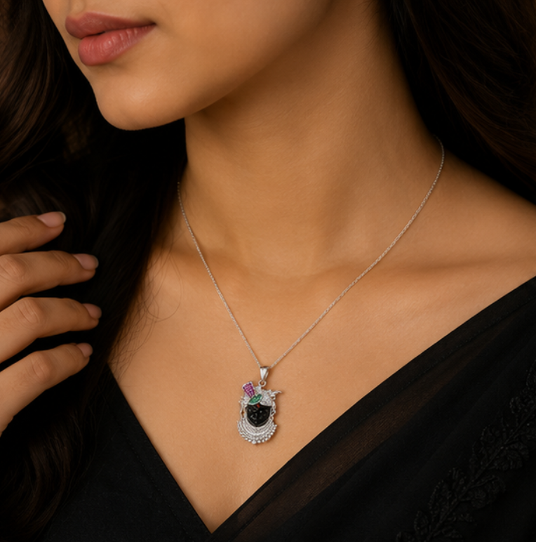 Royal Noir Heritage Pendant Necklace