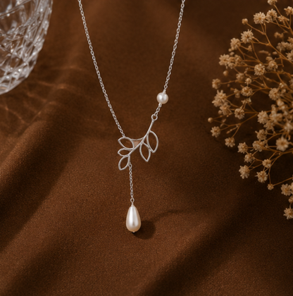 Elegant Pearl Leaf Pendant Necklace