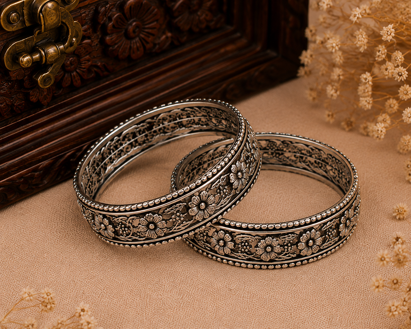 Antique Silver Floral Flexible Bracelet Set