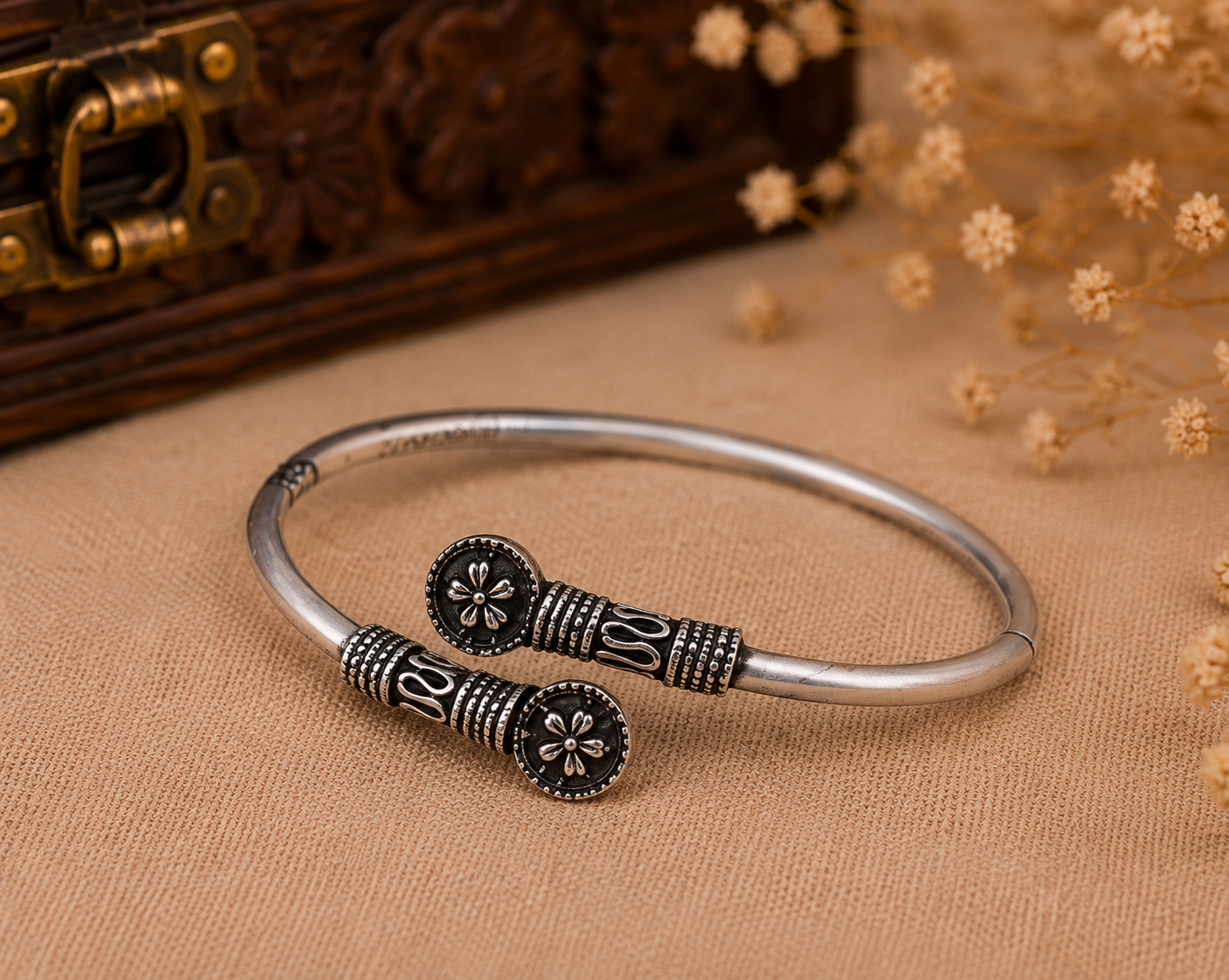 Oxidised Silver Floral Motif Armlet